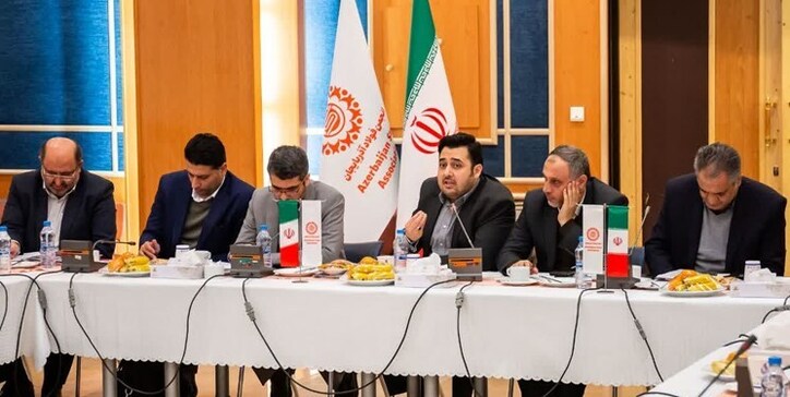 تصمیم مدیران وزارتخانه نباید پشت در‌های بسته گرفته شود/ میزان فروش فولاد آذربایجان ۱.۳ برابر فولاد مبارکه