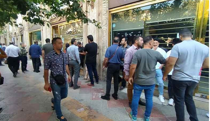 پیش بینی قیمت دلار ۸ اسفند ۱۴۰۱ / یک بام و دو هوای اسکناس آمریکایی