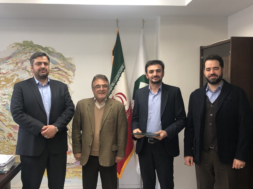 فؤاد میثمی عضو هیأت مدیره شرکت توسعه معادن طلای کردستان شد فؤاد میثمی عضو هیأت مدیره شرکت توسعه معادن طلای کردستان شد