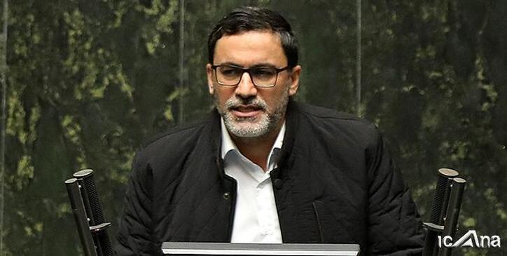 مخالف روش کنونی عرضه خودرو در بورس هستیم