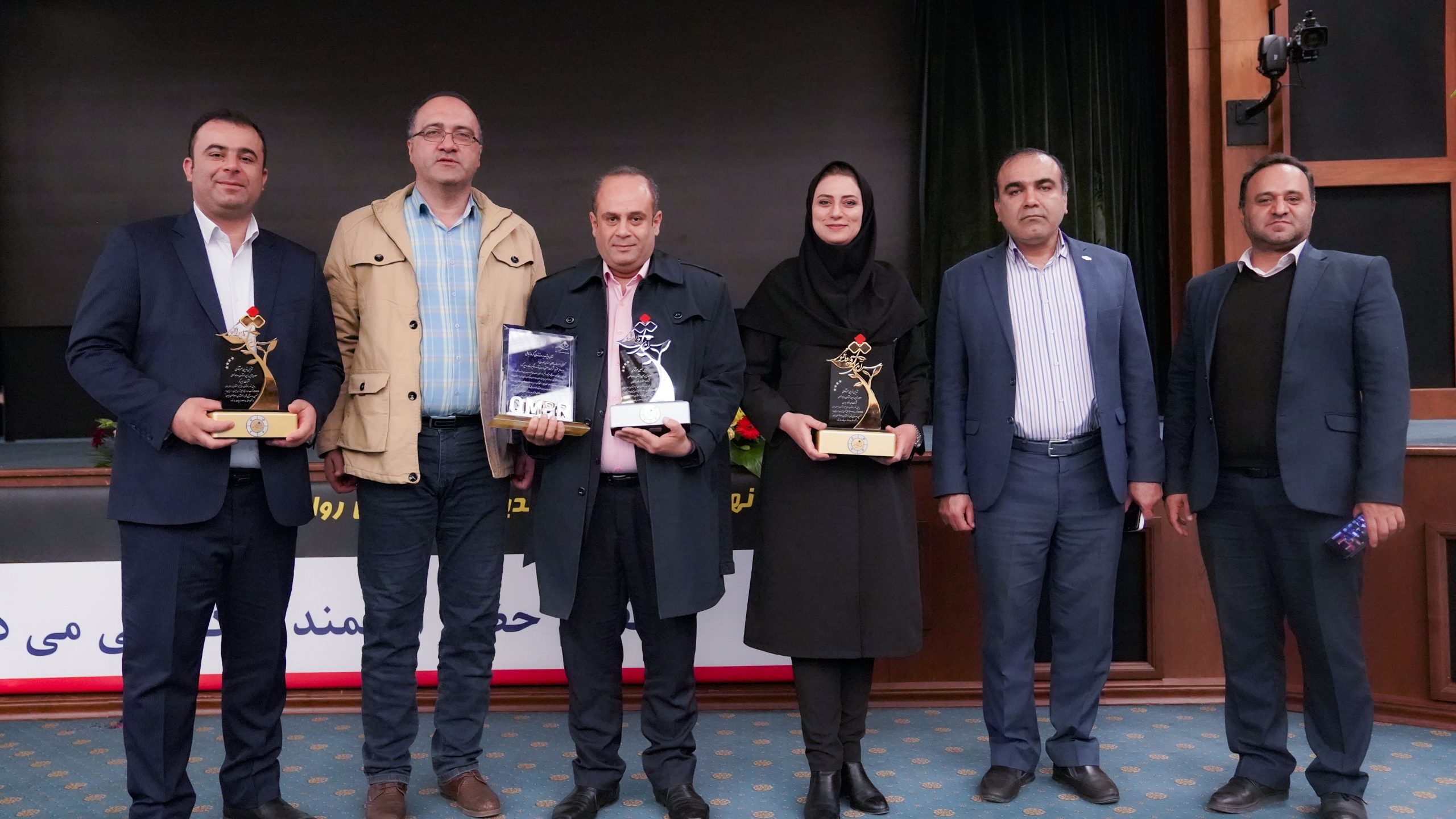 سیمیدکو تندیس زرین تعالی و سرآمدی روابط عمومی ایران را دریافت کرد