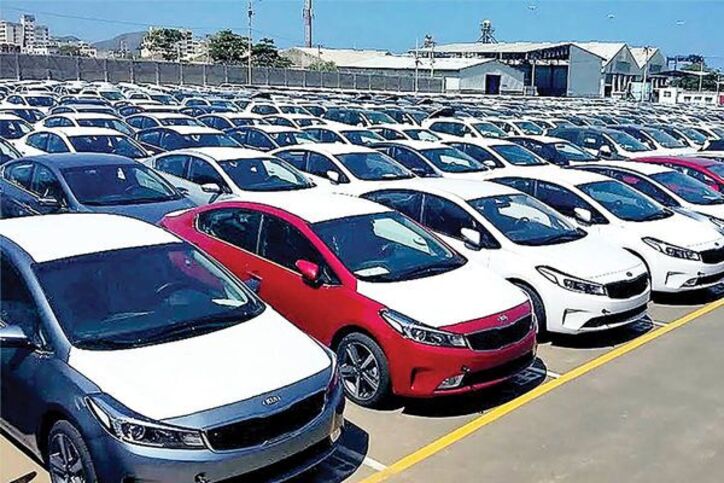 ماه واردات خودرو/ معبر واردات خودرو باریک‌تر شد