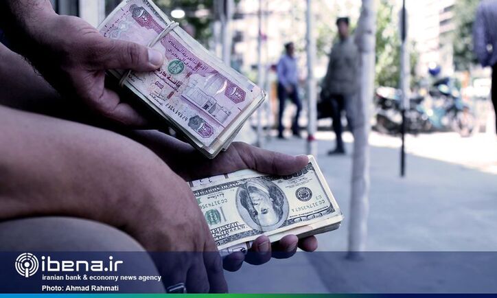 قانون جدید مبارزه با قاچاق کالا و ارز لازم‌الاجرا شد/ مراقب باشید ناخواسته قاچاق ارز نکنید