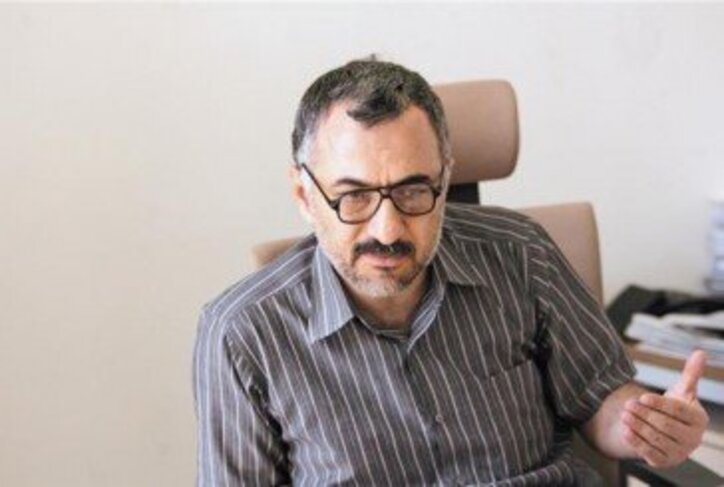 بزرگترین برنده دلار ۴۲۰۰ تومانی رانت‌خوار‌ها و دلال‌ها بودند نه مردم