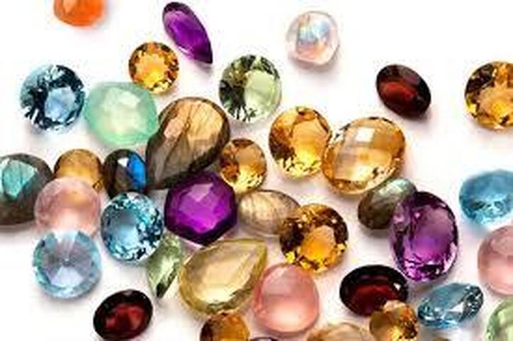 هدر رفت ثروت ملی با استخراج غیراصولی سنگ‌های قیمتی