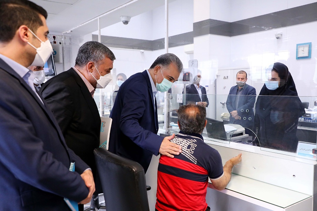 بازدید مدیرعامل بانک دی از شعب بازار آهن و شهرک راه آهن بازدید مدیرعامل بانک دی از شعب بازار آهن و شهرک راه آهن