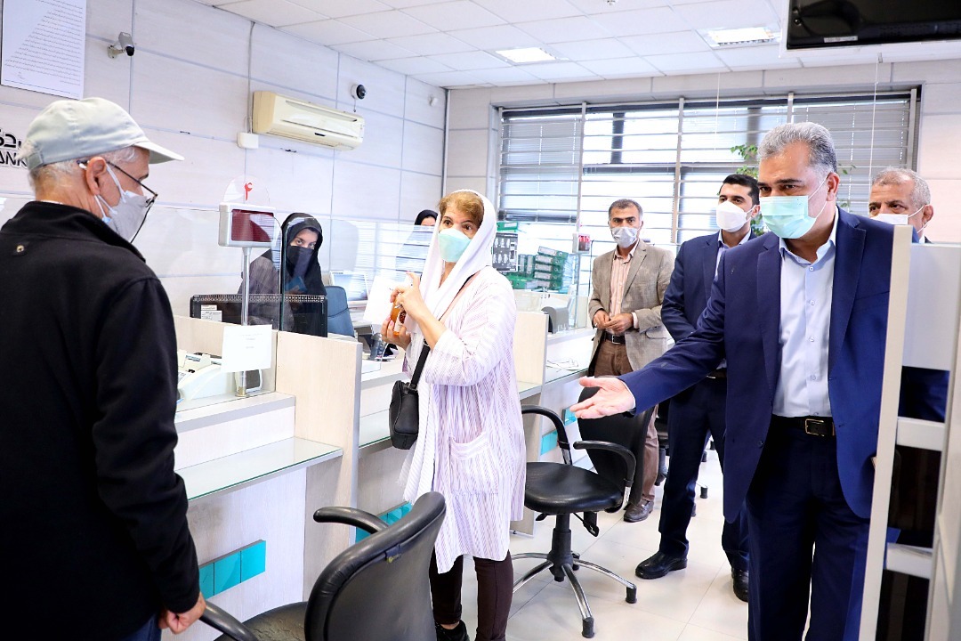 بازدید مدیرعامل بانک دی از شعب بازار آهن و شهرک راه آهن بازدید مدیرعامل بانک دی از شعب بازار آهن و شهرک راه آهن