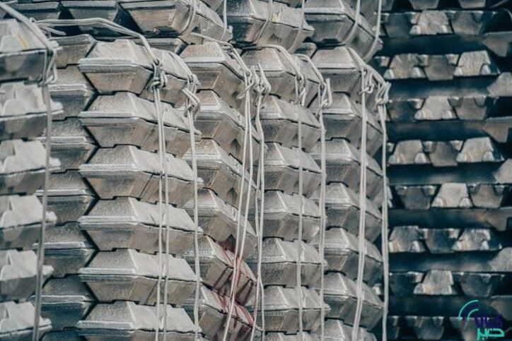 کاهش موجودی آلومینیوم همزمان با سقوط قیمت