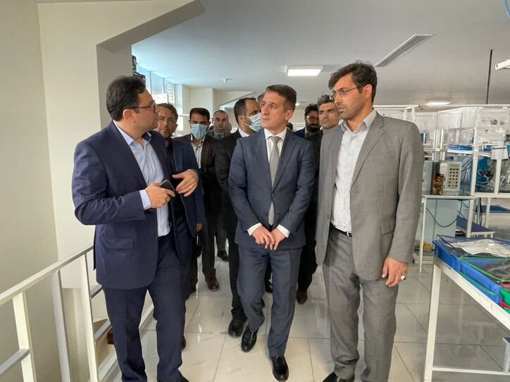 بازدید سفیر جمهوری آذربایجان از واحد‌های تولیدی استان اردبیل