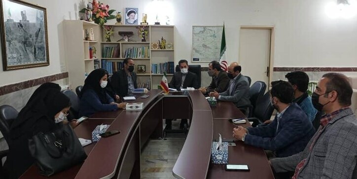 دو طرح بزرگ پتروشیمی و آهن اسفنجی در بیجار اجرایی می‌شود