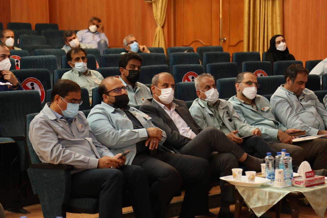جلسه هماندیشی تیم رهبری گروه فولاد خوزستان برگزار شد جلسه هماندیشی تیم رهبری گروه فولاد خوزستان برگزار شد