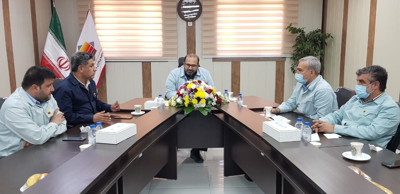 بازدید مدیرعامل شرکت فولاد خوزستان و هیات همراه از شرکت ایدهپردازان صنعت فولاد بازدید مدیرعامل شرکت فولاد خوزستان و هیات همراه از شرکت ایدهپردازان صنعت فولاد