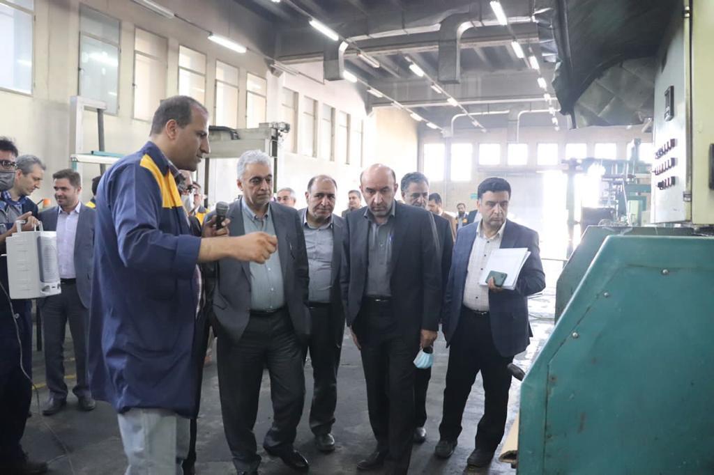 لزوم تغییر ساختار و توسعه سودآوری برای مجتمع شهید قندی یزد/ نظارت و پشتیبانی کامل «ومعادن» در پیشبرد برنامههای زیرمجموعهها لزوم تغییر ساختار و توسعه سودآوری برای مجتمع شهید قندی یزد/ نظارت و پشتیبانی کامل «ومعادن» در پیشبرد برنامههای زیرمجموعهها