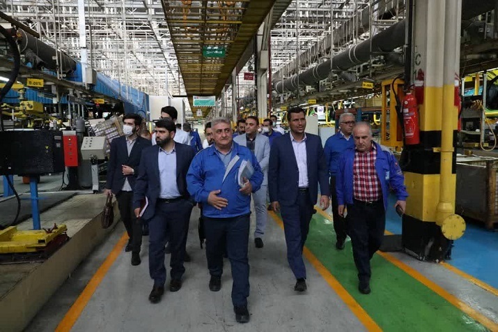 نتایج دستورات رییس جمهوری در بازدید سرزده از ایران خودرو نتایج دستورات رییس جمهوری در بازدید سرزده از ایران خودرو