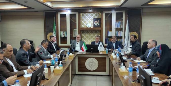 تأکید بر رفع موانع صادراتی و توسعه تولید در صنایع پتروشیمی