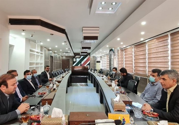 در راستای تعاملات منطقه‌ای انجام شد: دیدار مدیرعامل و معاونین فولاد هرمزگان با مدیرکل گمرکات استان هرمزگان