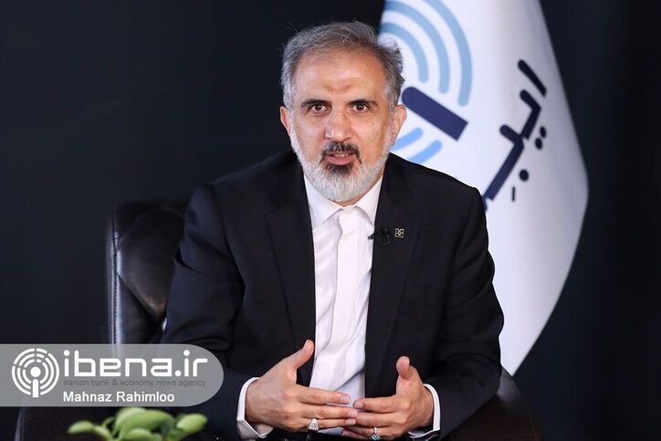 رتبه نخست بانک صنعت و معدن در تامین مالی زنجیره تولید/ طرح‌های دانش‌بنیان در اولویت هستند