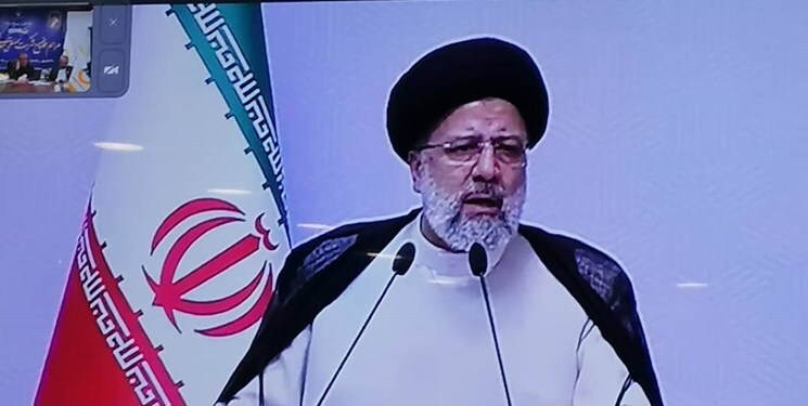 پایا فولاد کویر یزد با دستور رئیس جمهور رسماً افتتاح شد پایا فولاد کویر یزد با دستور رئیس جمهور رسماً افتتاح شد