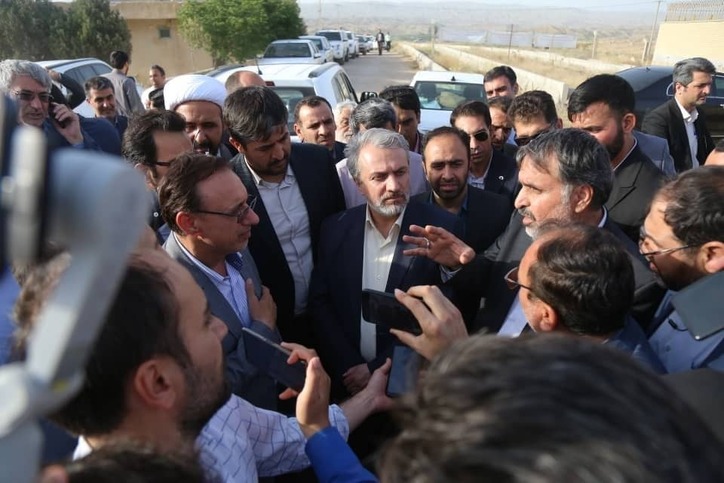 بازدید وزیر صمت از شهرک صنعتی آشخانه، کاشی و سیمان سمنگان