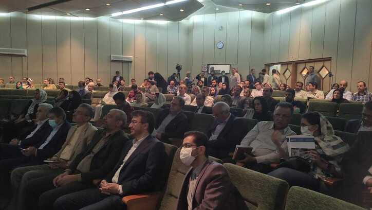 گردهمایی دانش‌آموختگان سازمان مدیریت صنعتی/ رونمایی از سامانه هدایت شغلی دانش‌آموختگان