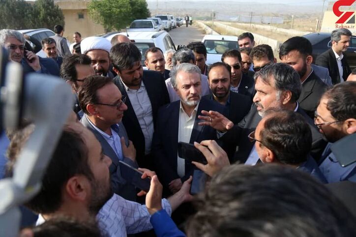 وزیر صمت پای درد دل صنعتگران مانه و سملقان نشست/ احداث کارخانه کاشی سمنگان به عنوان اولین کارخانه کاشی در خراسان شمالی