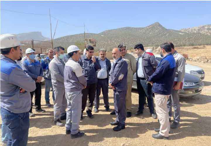 بازدید مدیر عامل شرکت گسترش صنایع معدنی کاوه پارس و مهندس حسینی مدیرعامل گروه سیمان تهران از شرکت سیمان ایلام بازدید مدیر عامل شرکت گسترش صنایع معدنی کاوه پارس و مهندس حسینی مدیرعامل گروه سیمان تهران از شرکت سیمان ایلام