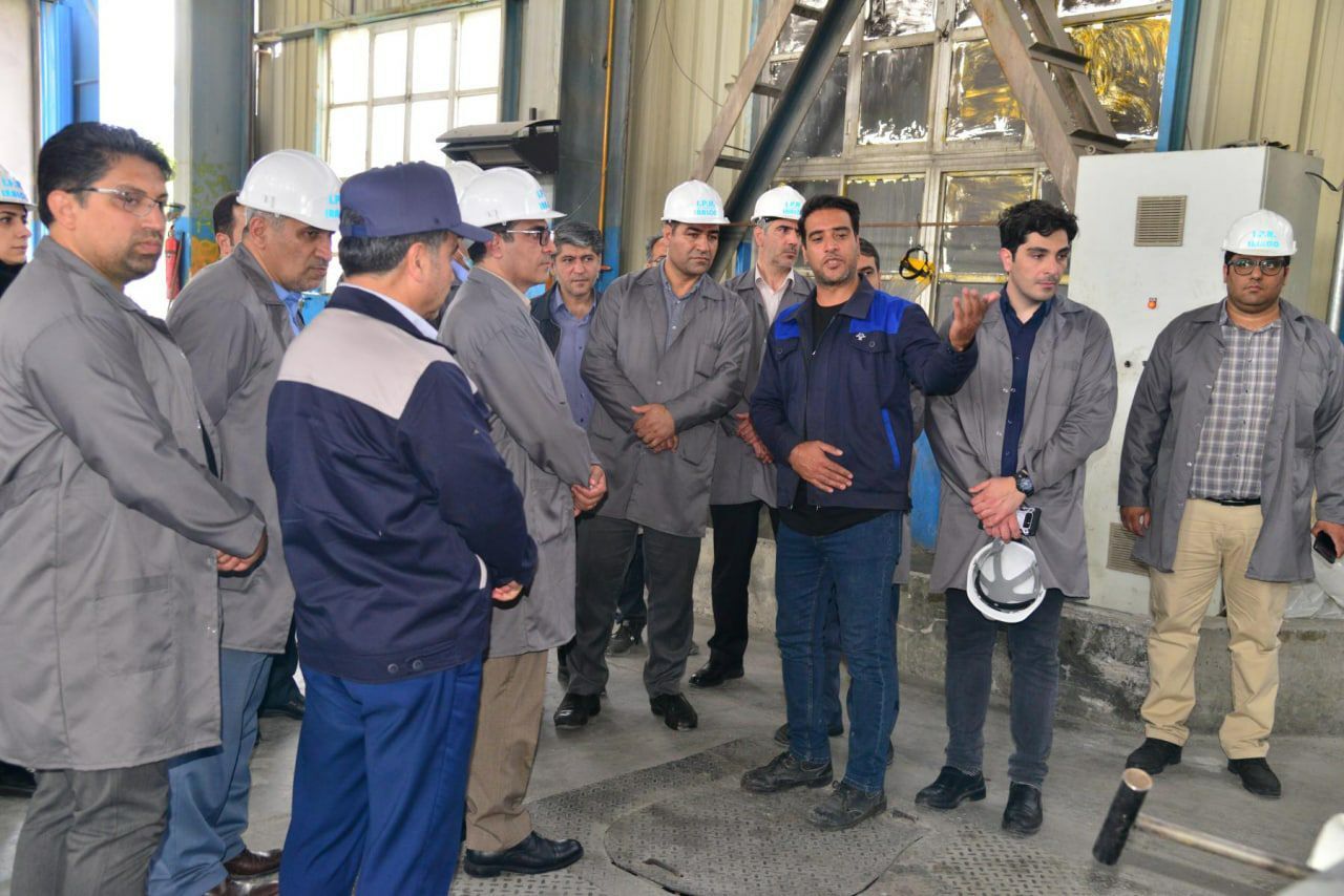 بازدید مهندس رستمی مدیرکل سازمان فنی و حرفهای استان مرکزی از شرکت آلومینیوم ایران بازدید مهندس رستمی مدیرکل سازمان فنی و حرفهای استان مرکزی از شرکت آلومینیوم ایران