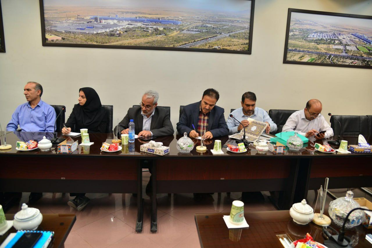 بازدید مهندس رستمی مدیرکل سازمان فنی و حرفهای استان مرکزی از شرکت آلومینیوم ایران بازدید مهندس رستمی مدیرکل سازمان فنی و حرفهای استان مرکزی از شرکت آلومینیوم ایران
