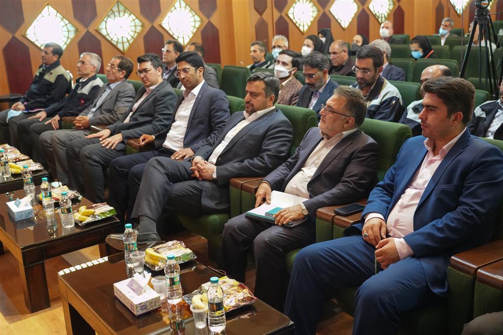 تولید محصولات با ارزش افزوه بالا، استراتژی اصلی ذوب آهن است تولید محصولات با ارزش افزوه بالا، استراتژی اصلی ذوب آهن است