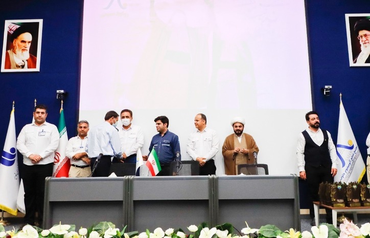 حال و هوای غدیری در بزرگترین و مدرن‌ترین کارخانه آلومینیوم کشور/ برگزاری مراسم تجلیل از ۹۲ نفر سادات مجتمع صنایع آلومینیوم جنوب