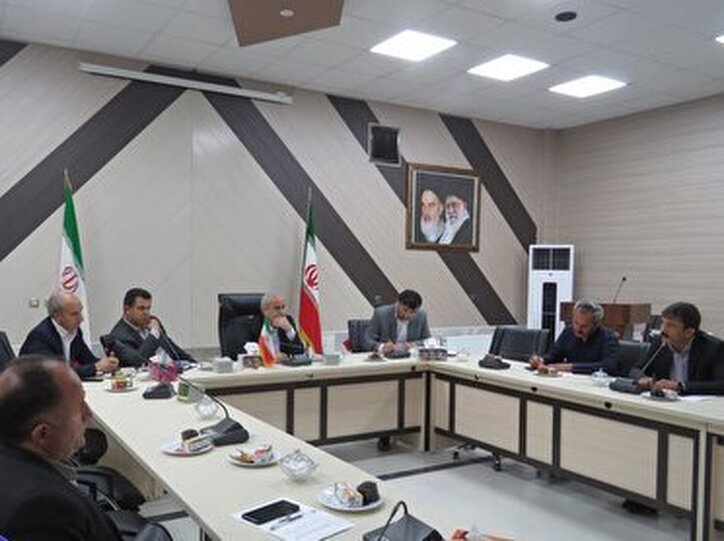 بررسی مشکلات معادن و معدن کاران شهرستان مهاباد