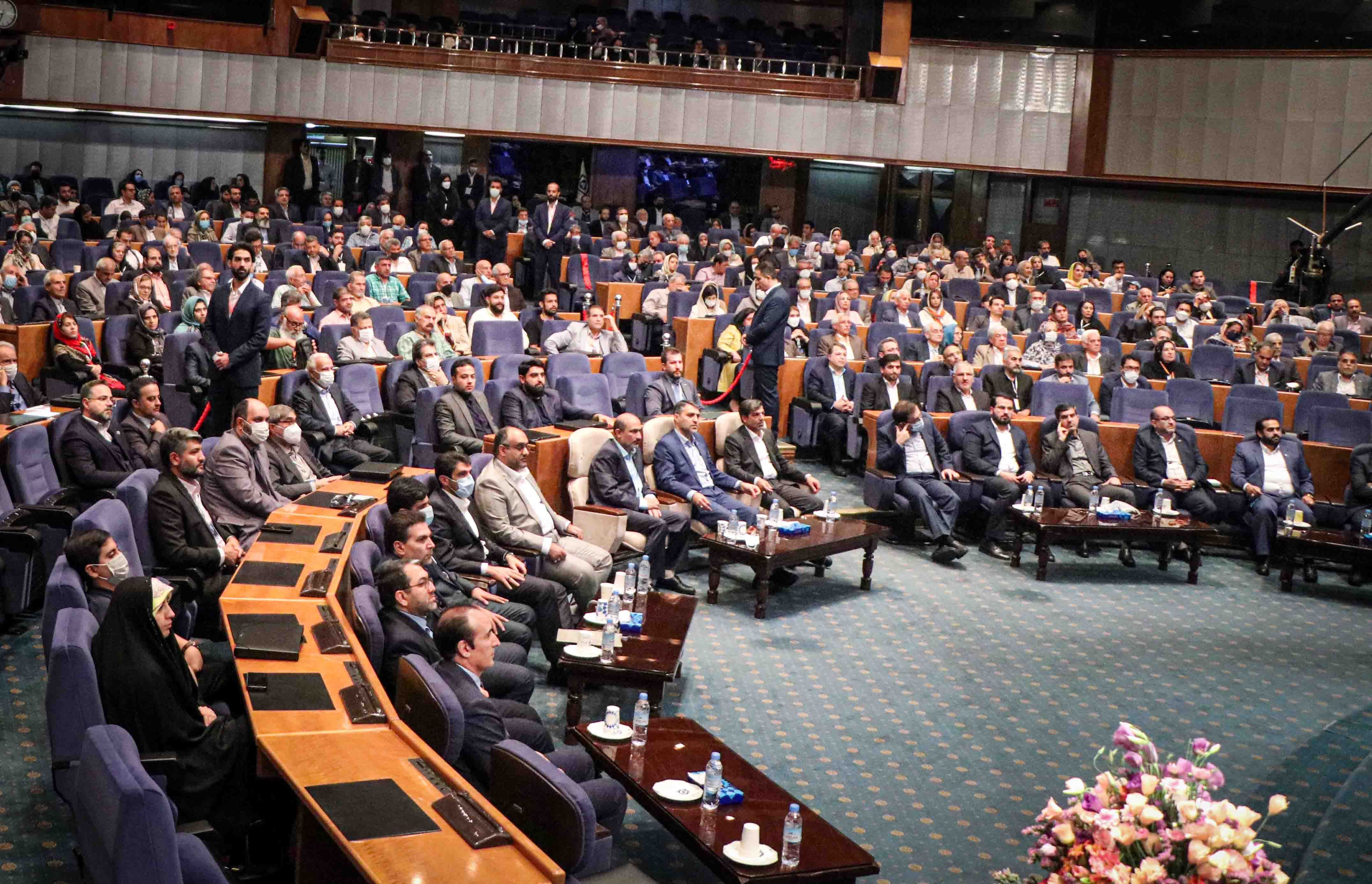 الگوسازی برای نسل جدید با تجلیل از چهرههای ماندگار/ پیشرفت کشور مرهون صنعت فولاد است/ صندوق فولاد مفتخر به تکریم بازنشستگان خود است الگوسازی برای نسل جدید با تجلیل از چهرههای ماندگار/ پیشرفت کشور مرهون صنعت فولاد است/ صندوق فولاد مفتخر به تکریم بازنشستگان خود است