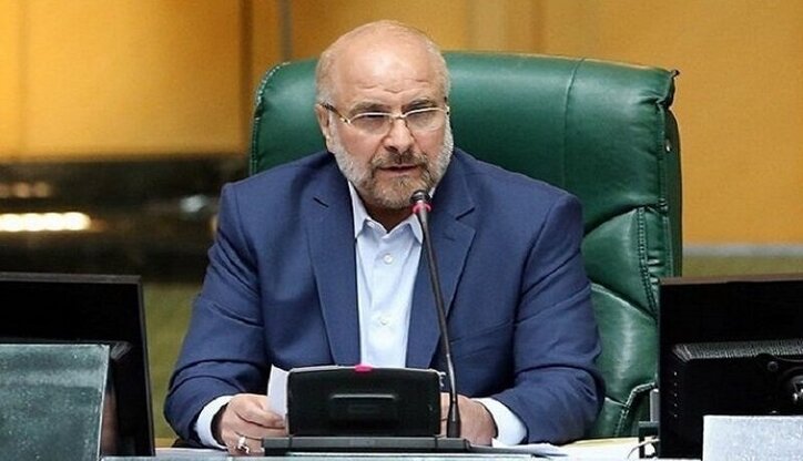 قالیباف به رستم قاسمی تذکر داد