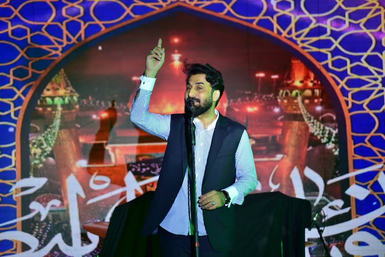 جشن بزرگ غدیر به همت شرکت معدنی و صنعتی چادرملو برگزار شد جشن بزرگ غدیر به همت شرکت معدنی و صنعتی چادرملو برگزار شد