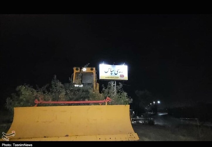 سنگ تمام کارگران برای رئیس جمهور/ استقبال جالب هپکویی‌ها از آیت‌الله رئیسی + عکس