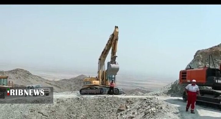 آغاز آوار برداری جستجوی ۲ کارگر معدن چیل آباد ارزوئیه