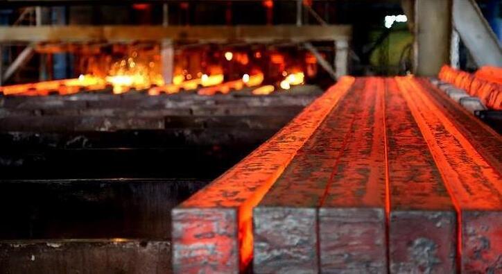 کفش آهنی می‌خواهد و عصای فولادی!