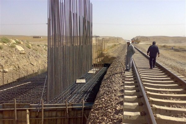 پیشرفت ۹۰درصدی راه آهن سنندج/ صدای سوت قطار سال آینده شنیده میشود پیشرفت ۹۰درصدی راه آهن سنندج/ صدای سوت قطار سال آینده شنیده میشود