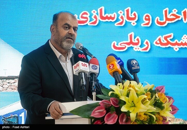 وام ۷۰۰ میلیون تومانی نهضت ملی مسکن هنوز تصویب نشده است/ فروش چارتری پرواز‌های اربعین ممنوع است