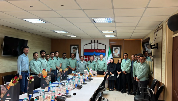 تقدیر مدیرعامل فولاد هرمزگان از کارکنان فناوری اطلاعات