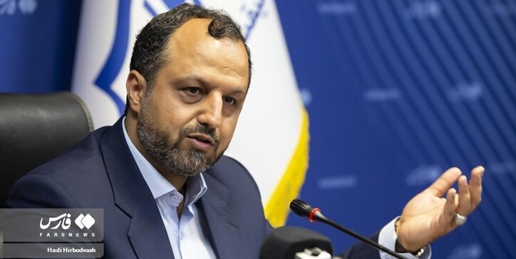 دفاع تمام‌قد وزیر اقتصاد از طرح قانون بانک مرکزی/ بانک‌های ناسالم ساماندهی می‌شوند