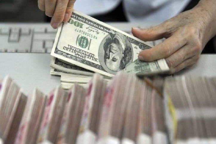 حذف ارز ۴۲۰۰ تومانی؛ اقدام شجاعانه دولت سیزدهم با تبعات زودگذر