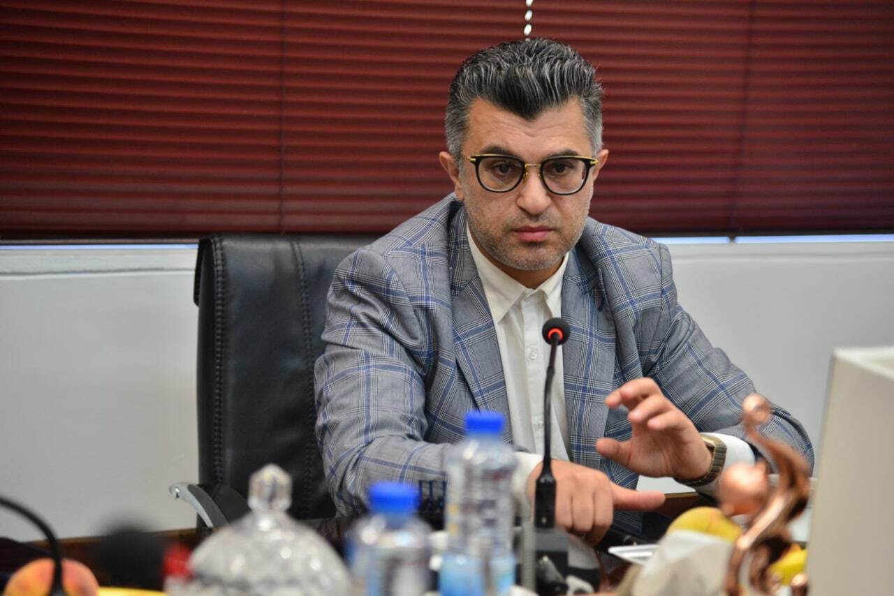 بازدید معاونین و استادان واحد علوم و تحقیقات دانشگاه آزاد اسلامی از شرکت آلومینیوم ایران بازدید معاونین و استادان واحد علوم و تحقیقات دانشگاه آزاد اسلامی از شرکت آلومینیوم ایران