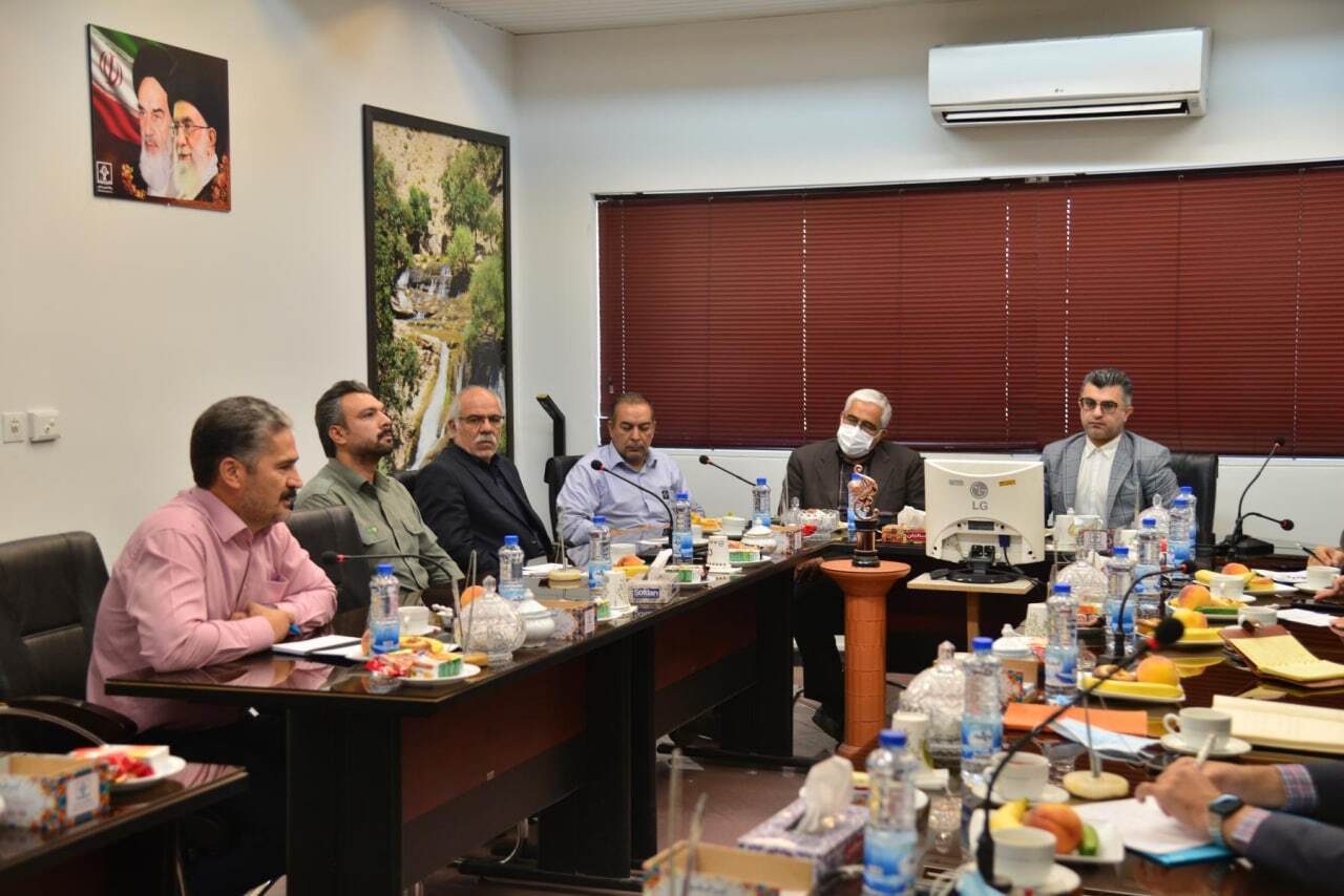 بازدید معاونین و استادان واحد علوم و تحقیقات دانشگاه آزاد اسلامی از شرکت آلومینیوم ایران بازدید معاونین و استادان واحد علوم و تحقیقات دانشگاه آزاد اسلامی از شرکت آلومینیوم ایران