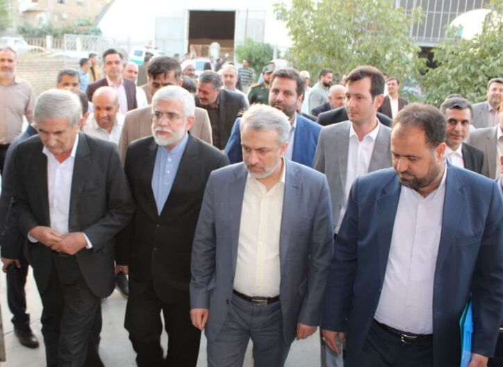 وزیرصنعت: برخی رسته‌های صنعتی موجود در کشور بیش از ظرفیت زیرساخت است