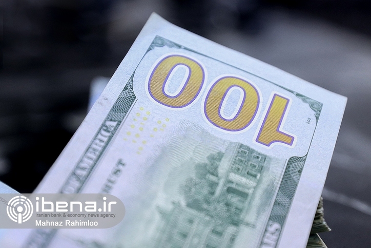 بازار توافقی ارز با کاهش قیمت دلار کلید خورد