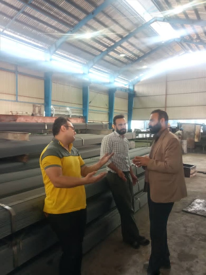 بازدید از واحد تولیدی فولاد فراز زاگرس در شهرک صنعتی ایلام