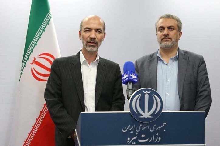 وزیر نیرو: ظرفیت نیروگاه‌های احداث شده صنایع تا تابستان سال آینده به ۱۴۰۰ مگاوات می‌رسد/ وزیر صمت: رشد ۱۰ درصدی صنعت فولاد در ۵ماه نخست امسال