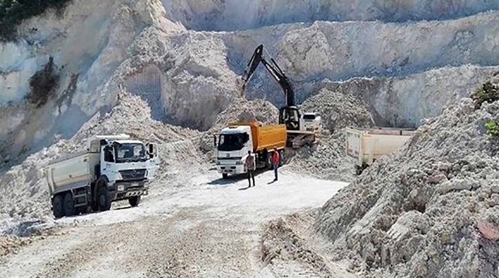 مراتع طبیعی عرصه تاخت و تاز معادن!