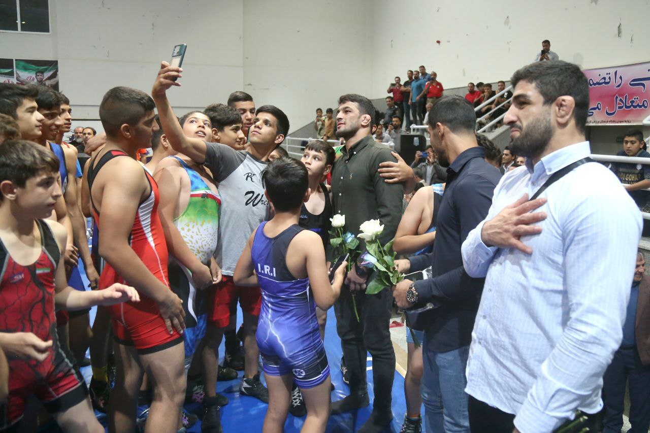 تجلیل گل گهر از قهرمانان ملی&zwnj;پوش کشتی آزاد و فرنگی و پیشکسوتان سیرجانی